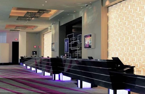 Las Vegas Strip Apartment | Luxury Hilton ~ On the Strip ~ ALL INCLUDED