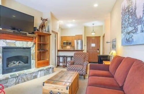 East Kootenay Apartment | 2 BDRM condo at Snow Creek, Fernie Alpine Resort