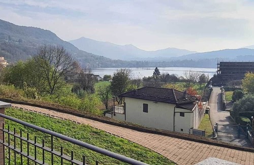 Avigliana Apartment | VILLA FIORITA STUDIO APARTMENT LAKE VIEW