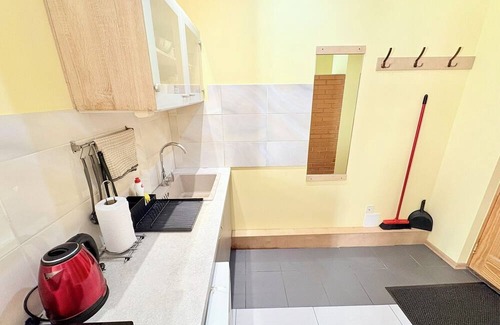 Grizinkalns Apartment | Refreshed Studio Apartment in a Beautiful Neighborhood