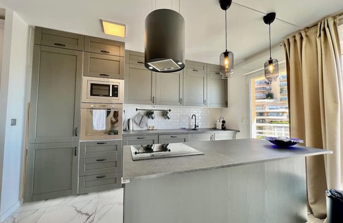Beausoleil Condo | This condominium is a 2 bedroom(s), 1 bathrooms, located in Beausoleil (06240), AL.