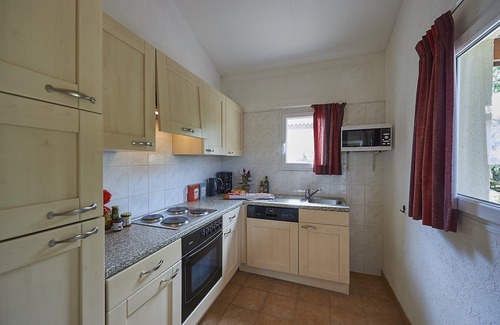 Mauroux House | Holiday home with a terrace Mauroux