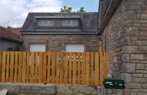 Hennebont Apartment | Appartement T2 indépendant à 20 min des plages