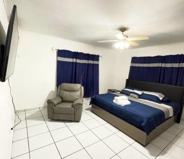 Sector 1 Nor-Oeste Villa | Casa Jardines Inn