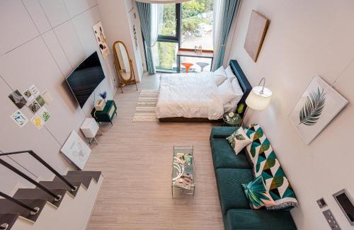 Yeosu Bed & Breakfast | Ocean Castle Suite