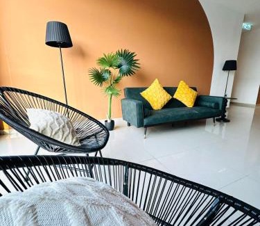 Kampung Selayang Pandang Hotel | Swing & Pillows - Selayang KL