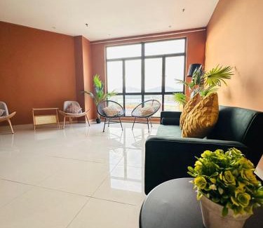 Kampung Selayang Pandang Hotel | Swing & Pillows - Selayang KL