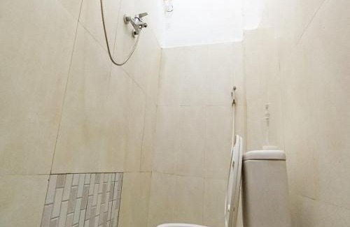 Jombang Hotel | Ariska Room RedPartner