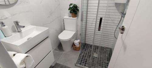 Ensanche Diputacion Apartment | Apartte Alicante