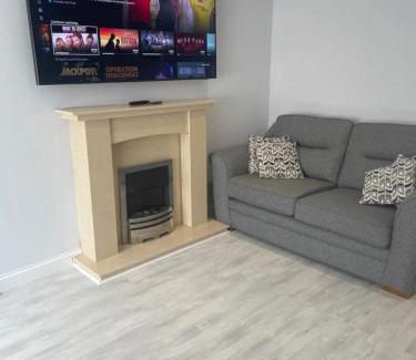 Bilston House | Lambah