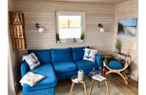 Heiligenhafen Boat Rental | Hausboot Fehmarnsund