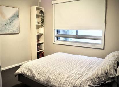 Castle Hill Apartment | Coastal Chic in the City Centre