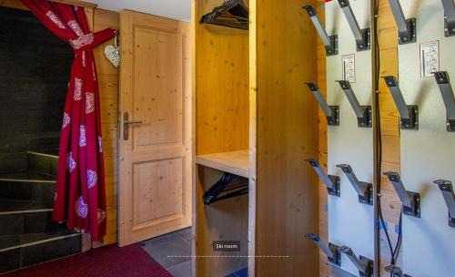 Soell House | Ski Chalet for 12 with sauna, Contact US , See Host details , 600 Eur per night