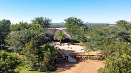Otjiwarongo House | Lion's Den Guesthouse