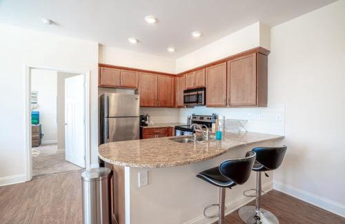 Wesley Heights Apartment | Viagem Bright and Relaxing 2BR in Prime Location