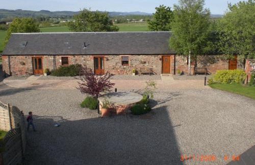 Perth House | The Courtyard