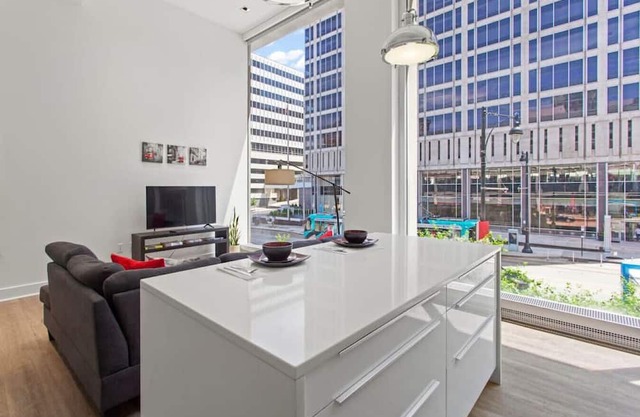 ☆ Modern, Spacious, Cozy Downtown KC ☆