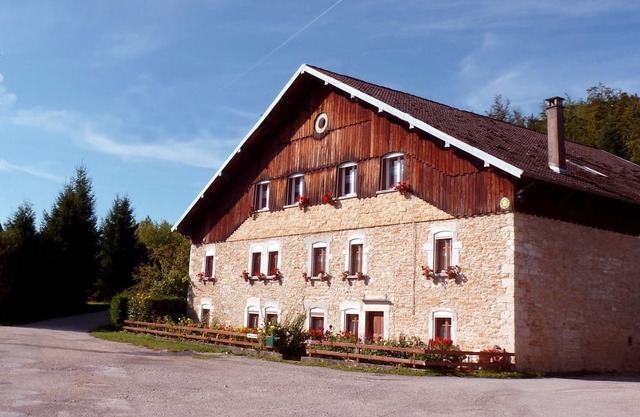 Apartment in our former Comtoise farmhouse