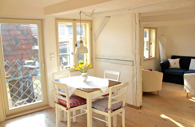 ⭐️ Relaxing holiday with idyllic courtyard & fireplace, unique monument from 1477, 4-6 p.