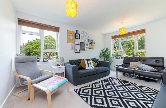 Modern, Spacious Apartment in Clapham