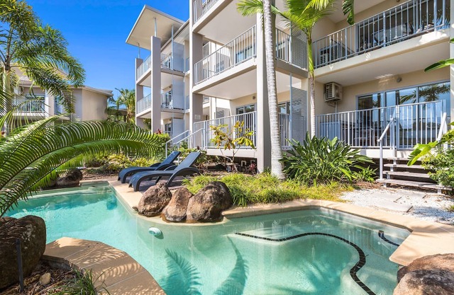 Resort Rooms on Bells Boulevard