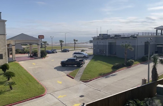 Merry Mermaid Seawall Condo