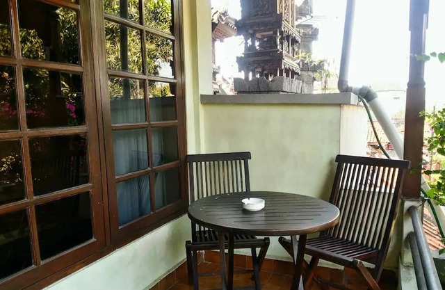 Widi House Nusa Dua -- sleeps six, near bay and beaches
