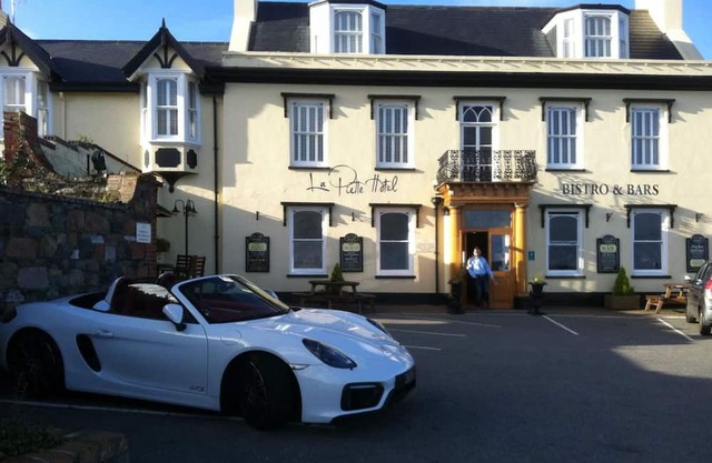 La Piette Hotel