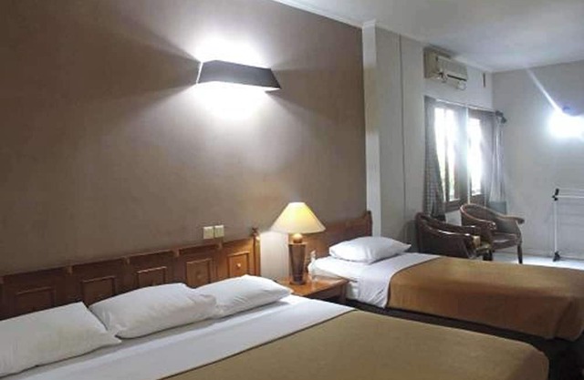 OYO 94841 Alodia Homestay Family