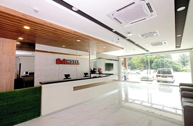 B&L Hotel