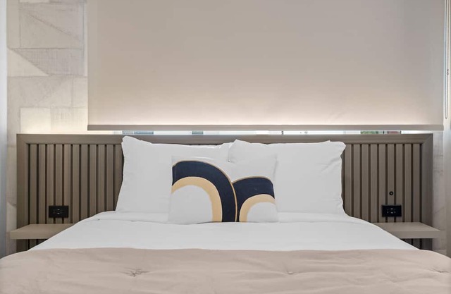 Adults Exclusively Bar Oceanpark Beach