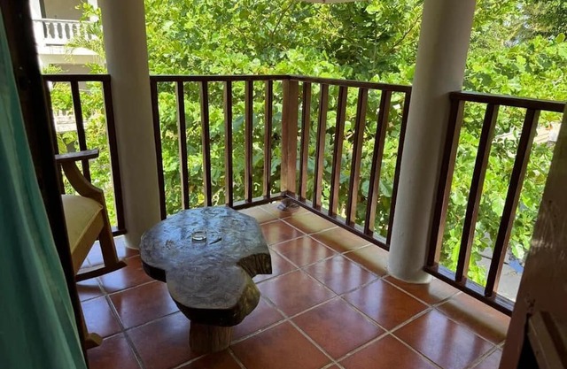 Cozy Apartment 2 Minutes to the Beach, Rooftop