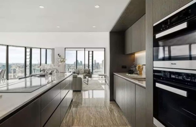 London Skyline Luxury Flat