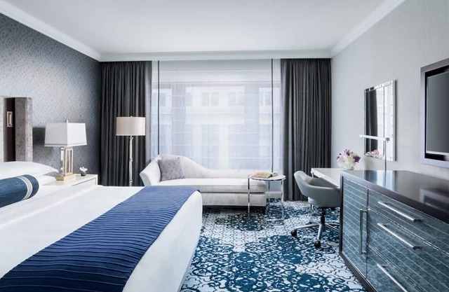 Ritz Carlton Club and Residences San Francisco OCTOBER 27-28 ONLY Halloween wknd