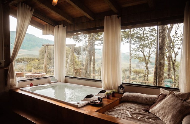 Chalé Caminho do Sol - 2 - Com Jacuzzi e Lareira