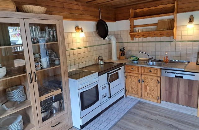 Holiday house Karteis for 6 - 14 persons with 4 bedrooms - Holiday house