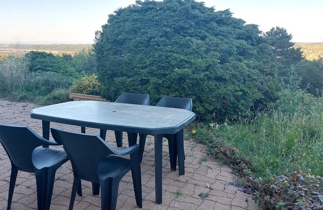 Apparemment Avec Piscine Dans une Maison Près de Lyon