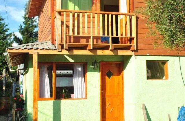 CABAÑAS LAGO GUILLELMO 2