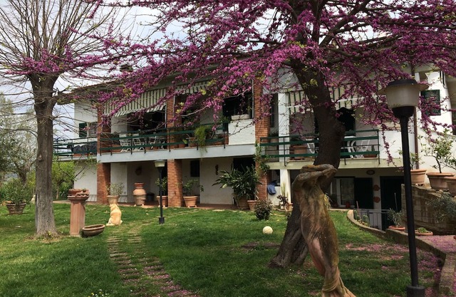 Apartment 'Casa Grancia' with Private Terrace, Shared Garden and Wi-Fi