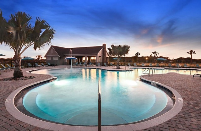 5 Bedroom 4 Bathroom House In Riverview With Great Amenities