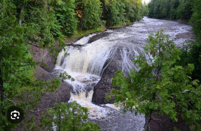 Charming Bessemer Retreat: 2-Bedroom Home, Near Downtown with Modern Amenities!