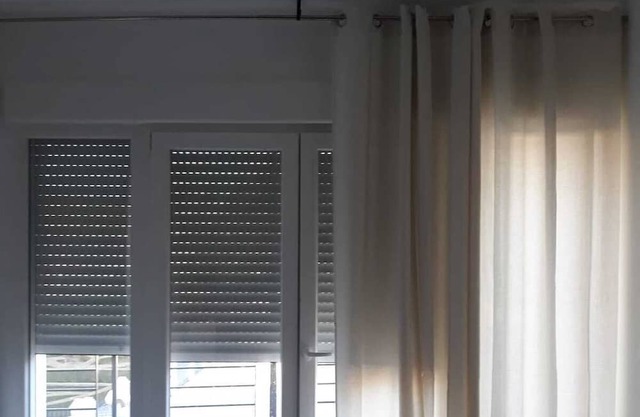 Apartment 'A 5 Minutos De Calle Feria Y Alameda' with Private Terrace, Wi-Fi and Air Conditioning