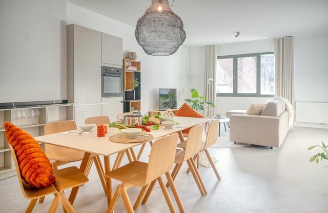 Wonderful 6P duplex in Antwerp