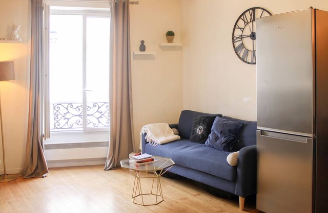 Nice T2 near Montmartre
