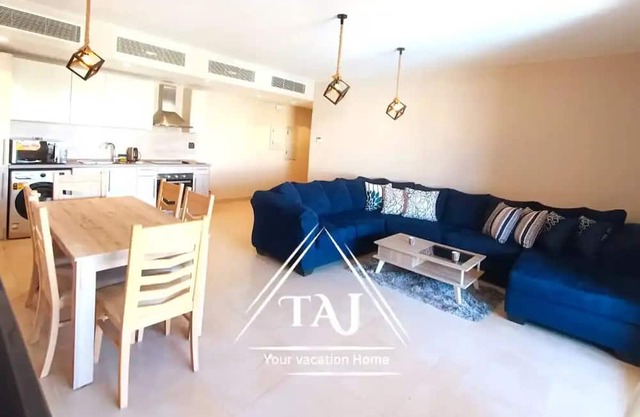 TAJ home, gorgeous Mangroovy2BR, pool, beach