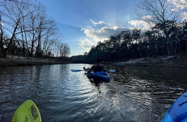 Waterfront Bunkhouse Cabin & Creekside Campground , Atv & Pet friendly