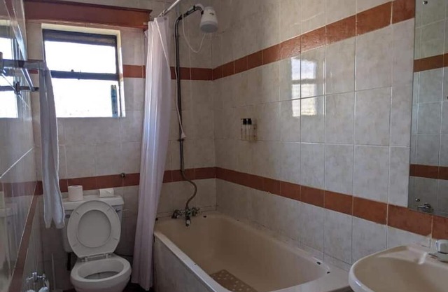 Bliss haven Gold one bedroom fully furnished apartment 3