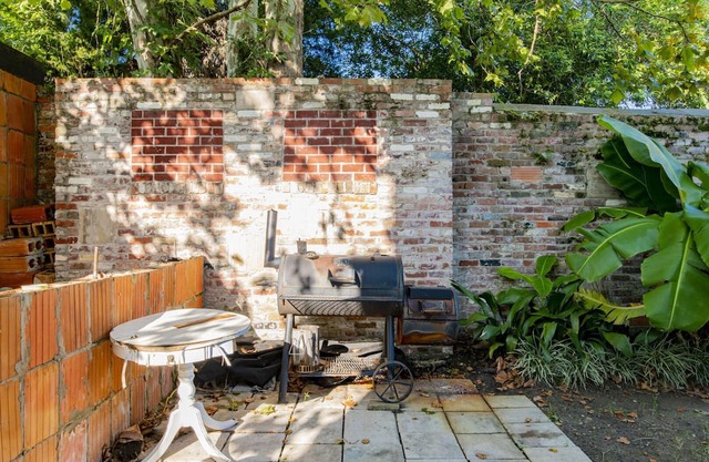 Loft 55: Stylish Loft in Downtown Mobile - Stay & Play in the City!