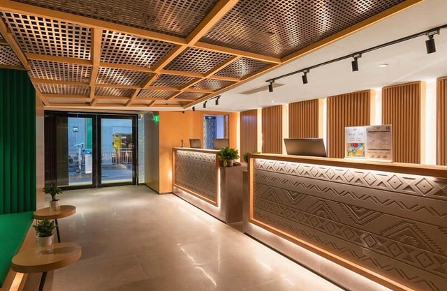 Yi Zhi Hotel Beijing Road subway station