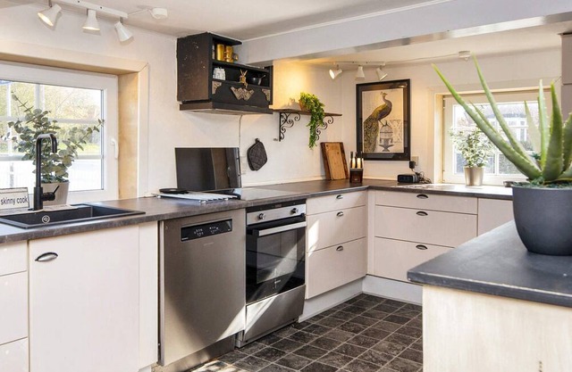 4 person holiday home in Skærbæk